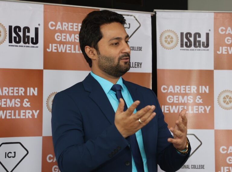 International School of Gems and Jewellery, ISGJ, Graduation Ceremony, Diamond & Gemology students, Kalpesh Desai, Gems & Jewellery industry