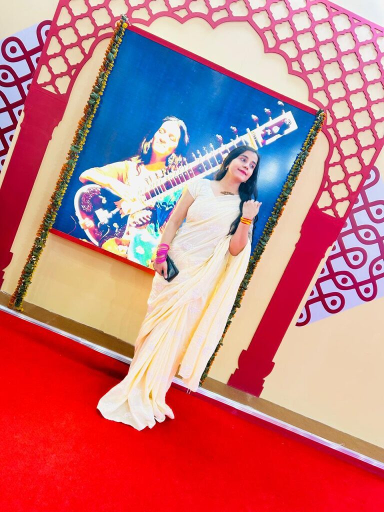 Indian film actress and producer Suman Pandey attended the third edition of the UP International Trade (5)
