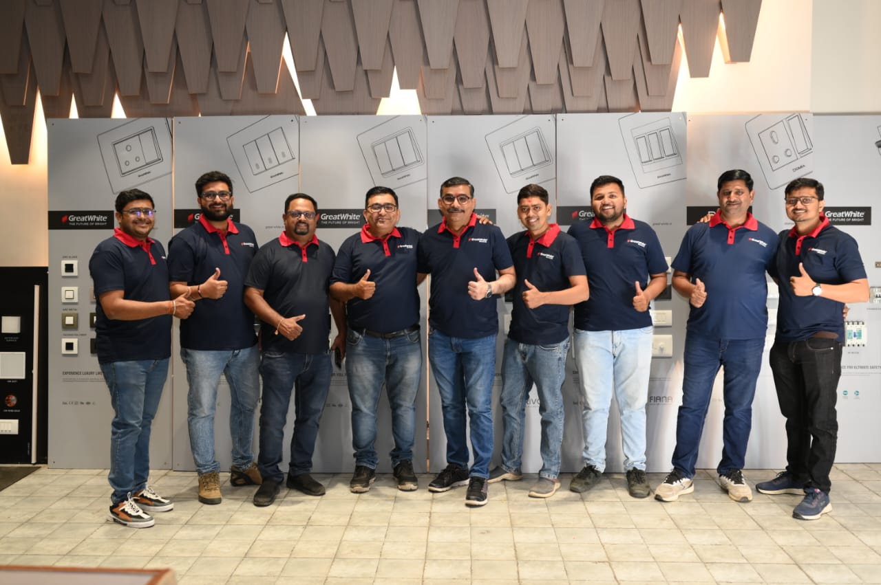 GreatWhite Electrical, mega electrician contractor meet, सूरत,
